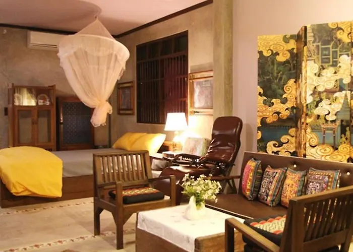 호텔 Bangluang House