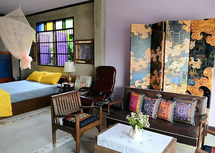 호텔 Bangluang House