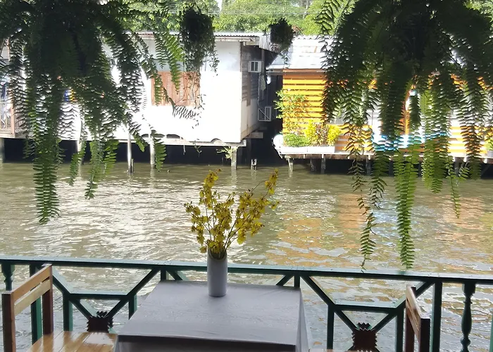Bangluang House 2* 방콕