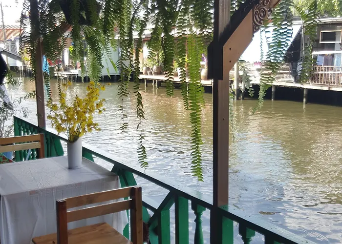 Bangluang House 호텔