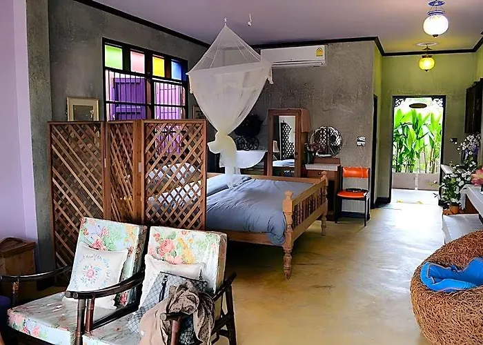 Bangluang House 2* 방콕
